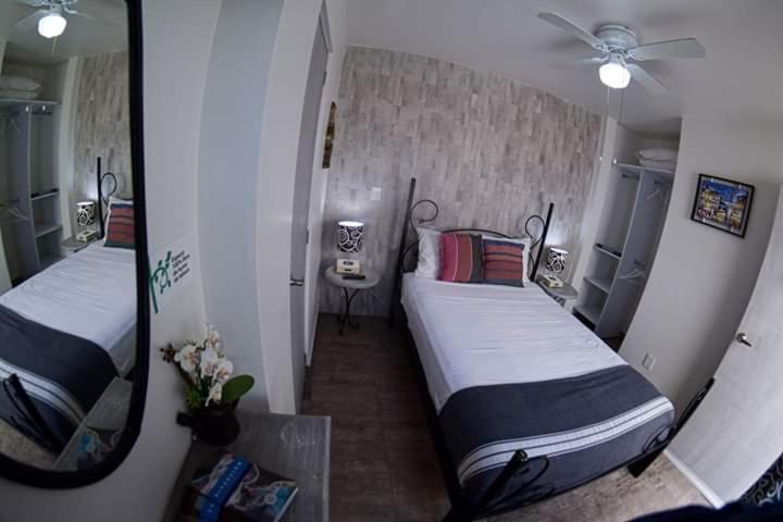 Hotel Tres Sofias Queretaro Luaran gambar